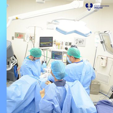 Slider image (7) Dr. Victor Mendoza - Urologist